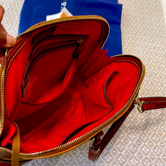 Pebble Grain Collection is renowned rich texture and exceptional leather. - Picture 4 of 8